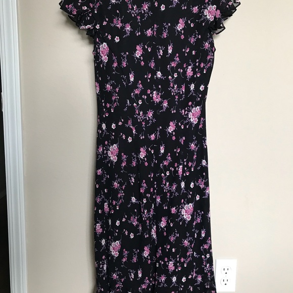 Dress - Picture 5 of 6